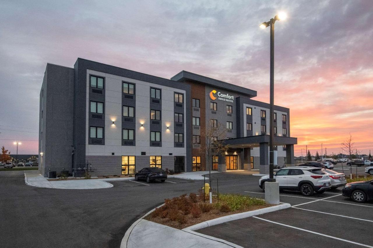 Comfort Inn & Suites Carleton Place Exterior foto